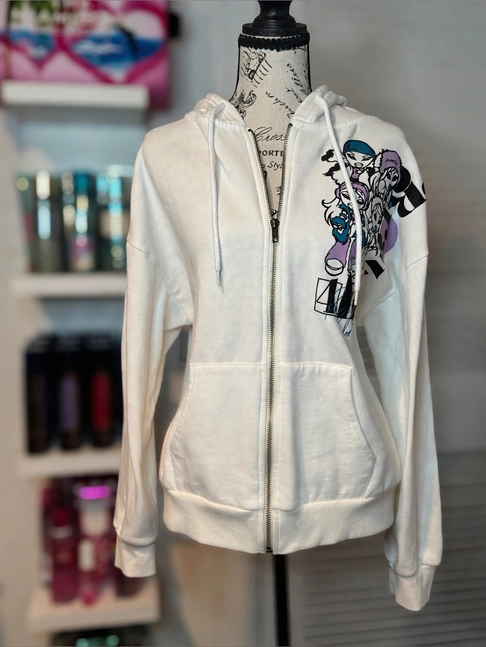Bratz White Zip-Up Hoodie Size M Y2K Aspen Colorado Graphic